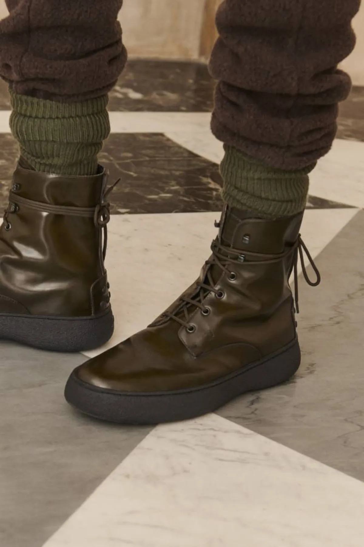 للرجل جزمات شتوية لإطلالات دافئة من تودز Tods