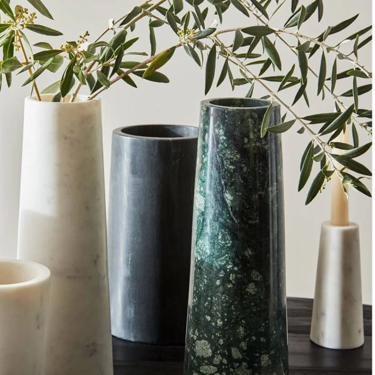 مزهريّات مصنوعة من الرخام