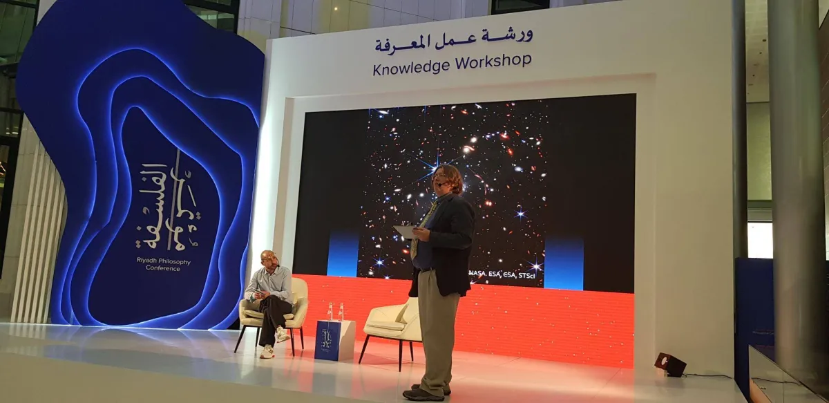 البروفسور رايموند لي بيو من جامعة سانت لويس في الولايات المتحدة الأمريكية قدم ورشة عمل تحمل عنوان: البيئة المجرية مسؤوليتنا 