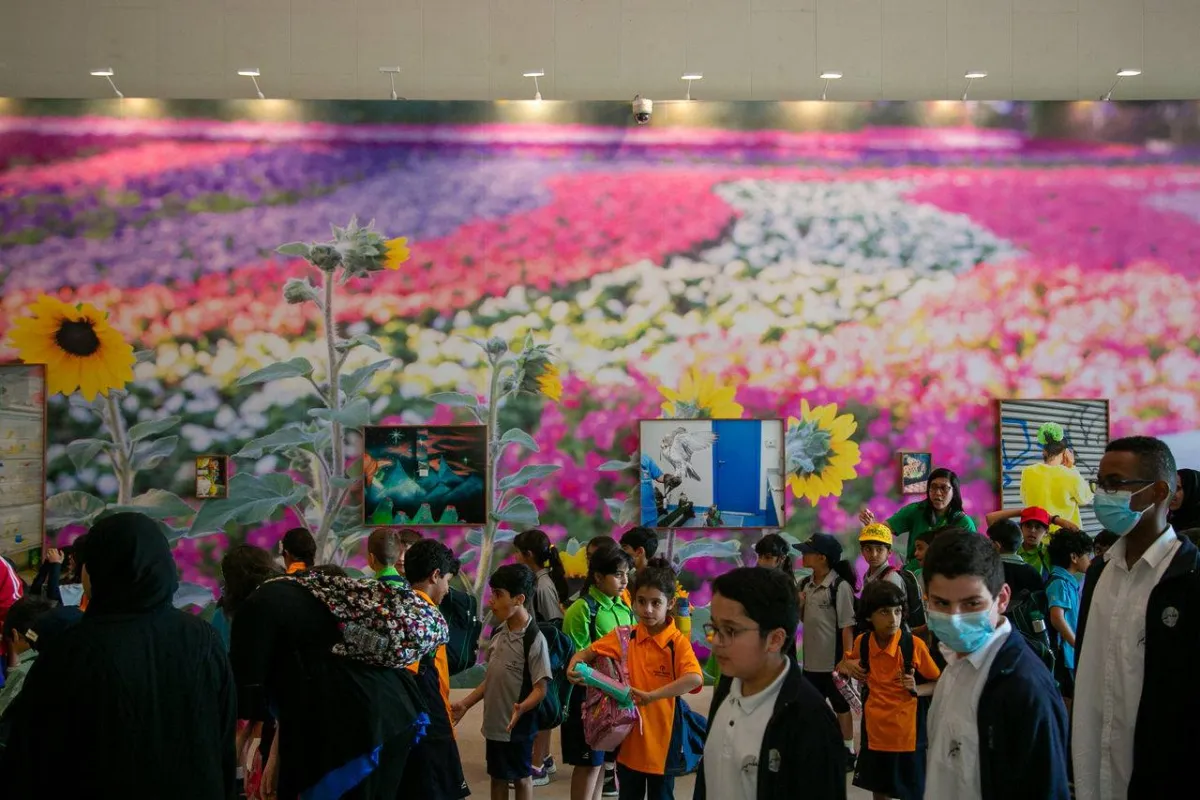 صورة لزوار المعرض