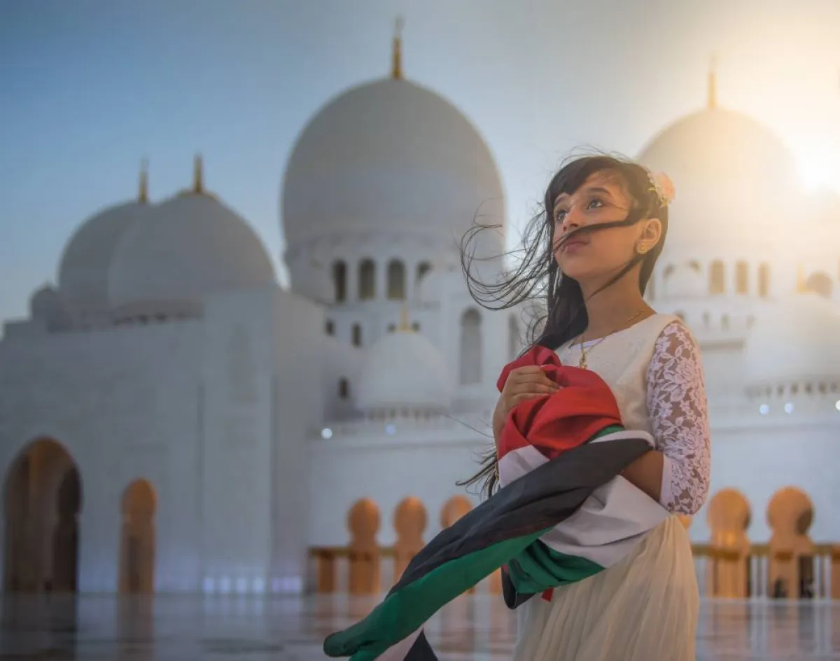 مركز جامع الشيخ زايد الكبير يحتفي بعيد الاتحاد الـ 51. الصورة من "وام"