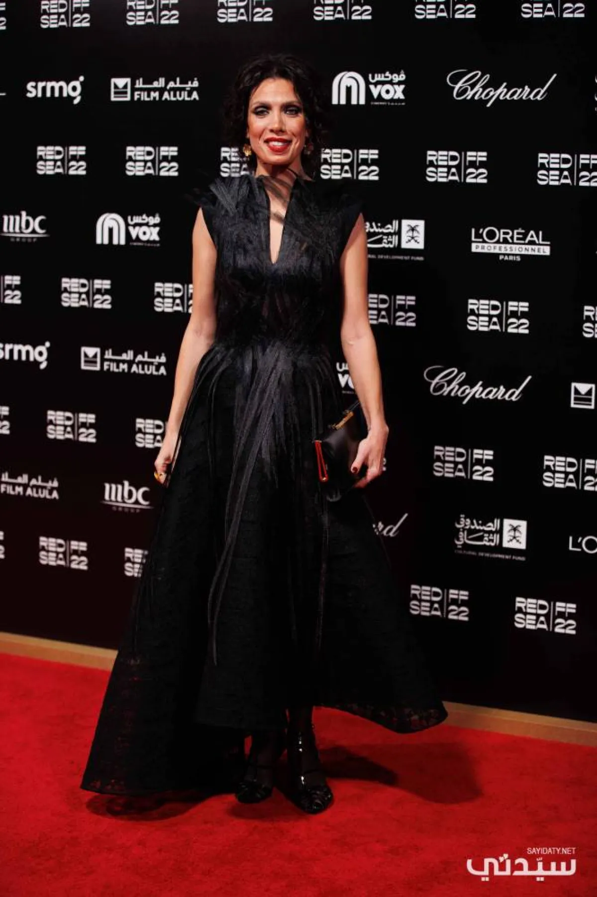سينتيا كرم بفستان باللون الأسود - تصوير: عبد الله الفالح