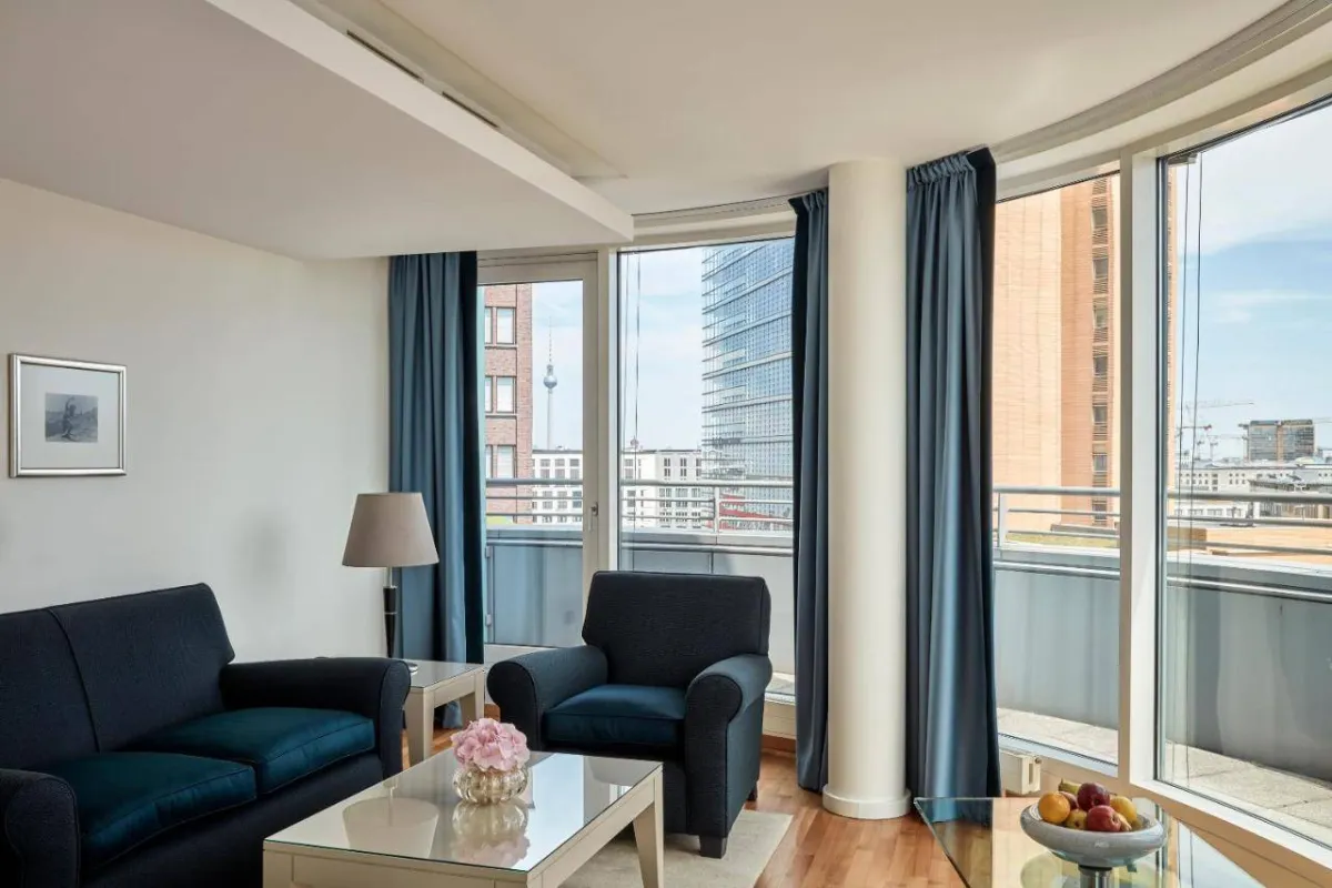 جناح في "ذا ماندالا"