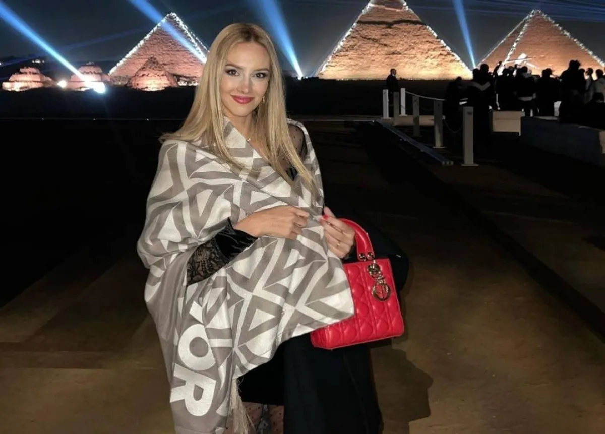 إطلالات نور أبو العلا