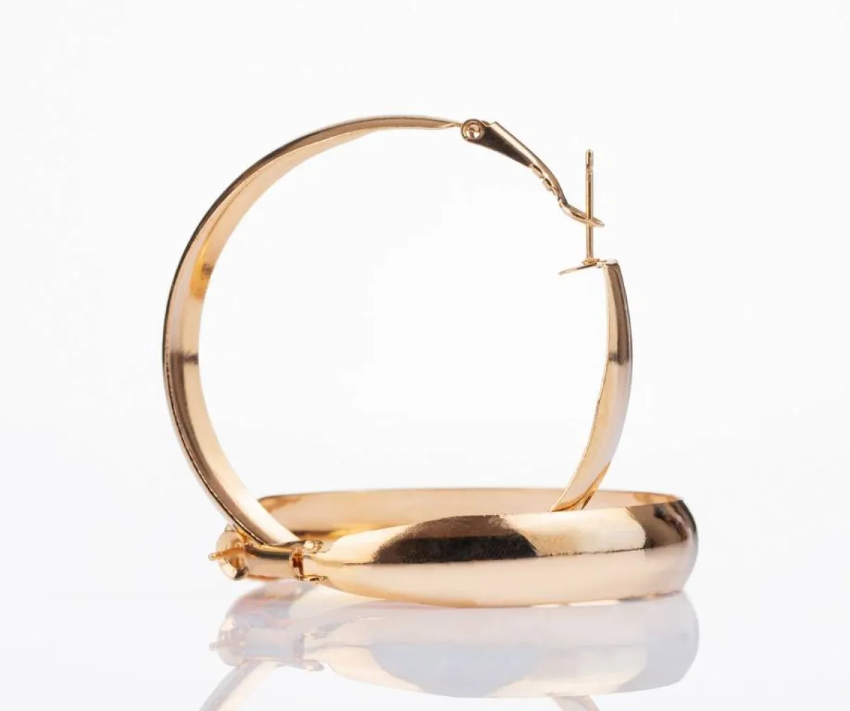 طريقة التنظيف للحلي الذهب