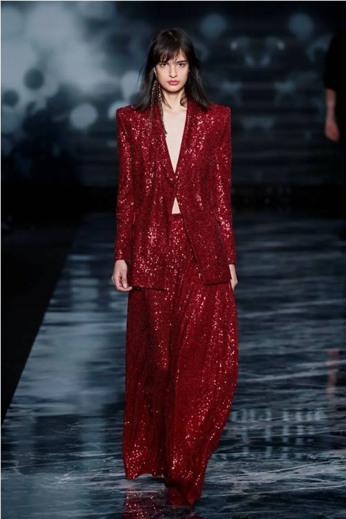 تنورة مزينة بالترتر من بيدرو ديل هييرو Pedro Del Hierro