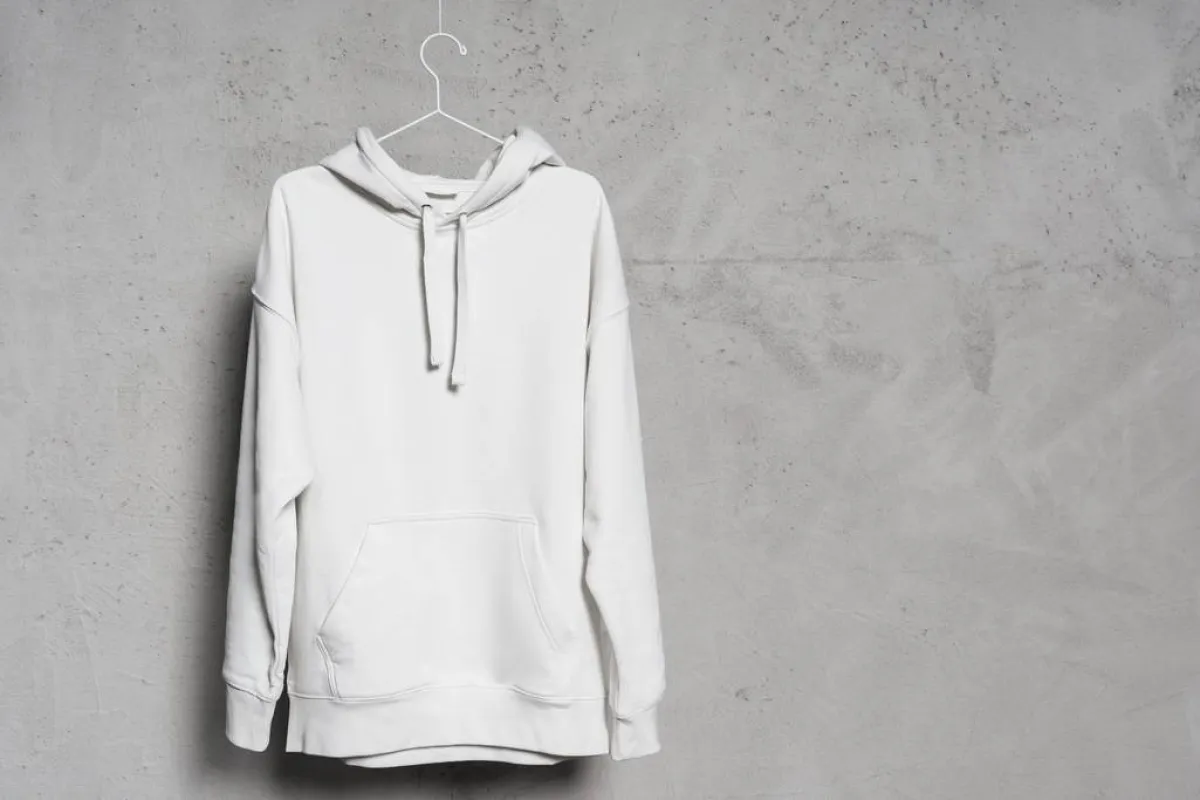 كيفية تبييض الملابس البيض؟