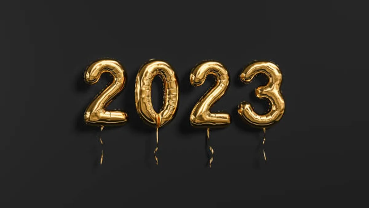 بطاقات تهنئة بالعام الجديد 2023