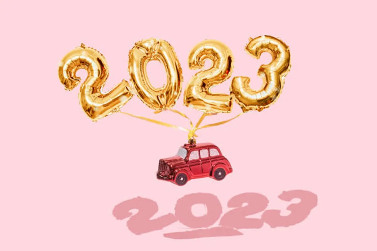 بطاقات تهنئة بالعام الجديد 2023