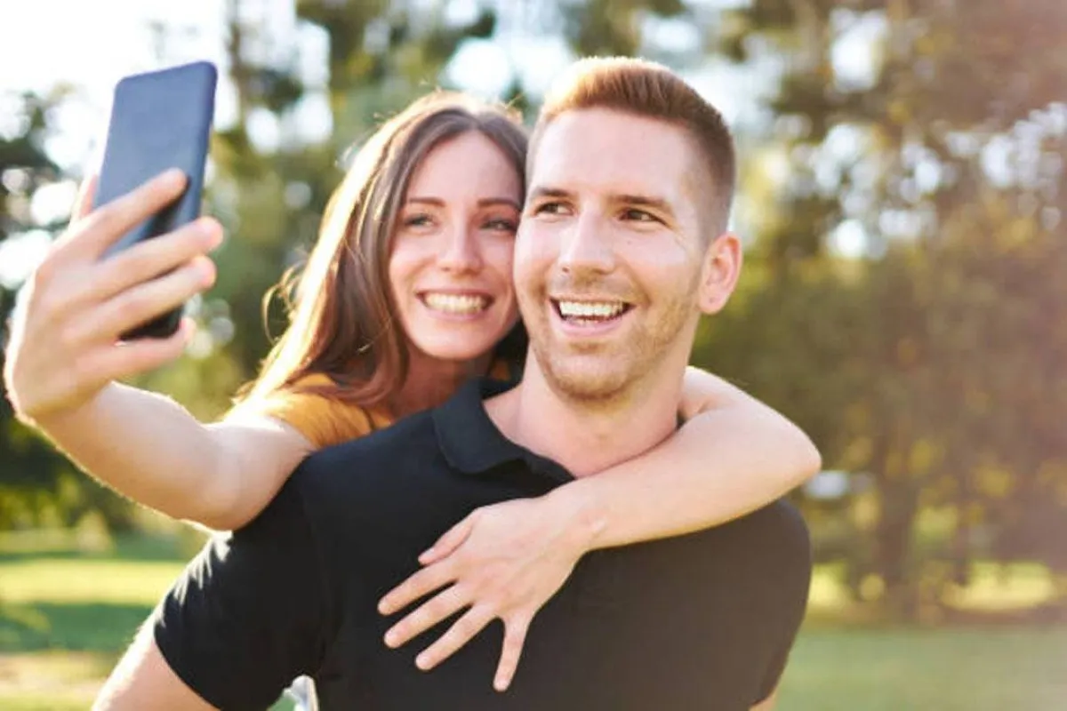 علامات حب التملك عند الزوج