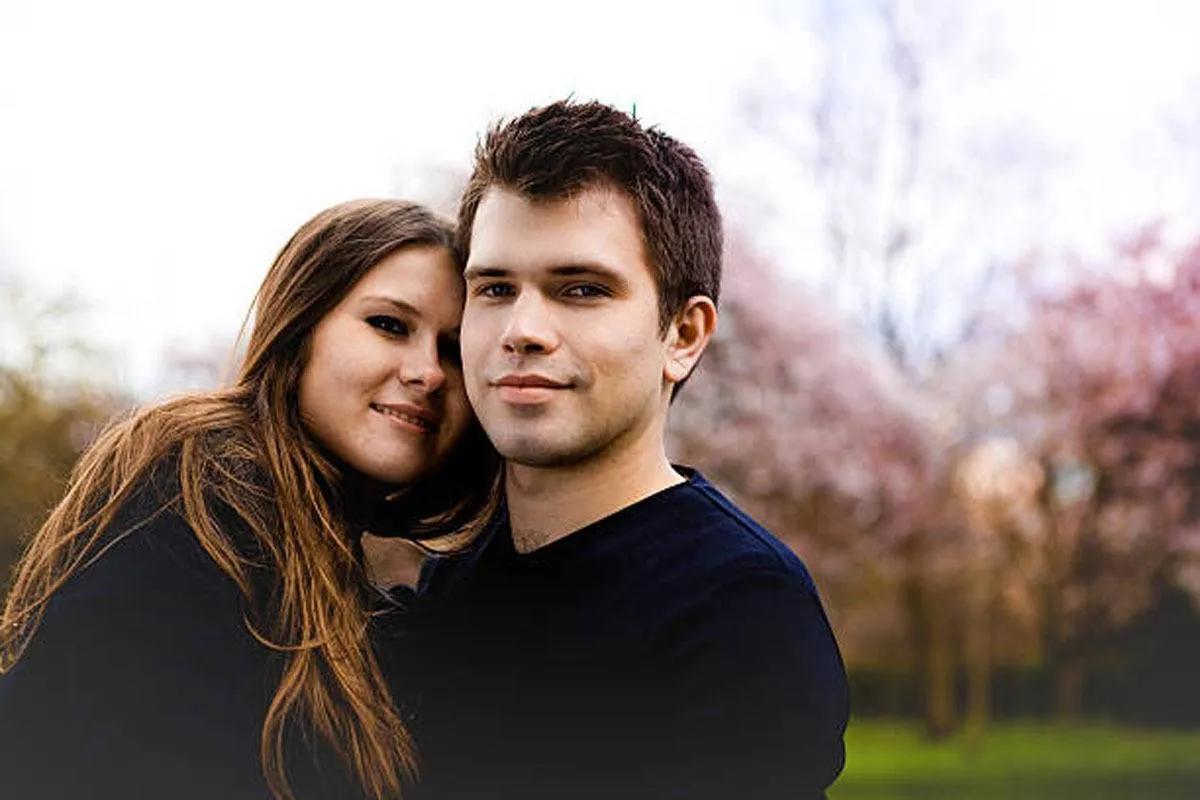 علامات حب التملك عند الزوج