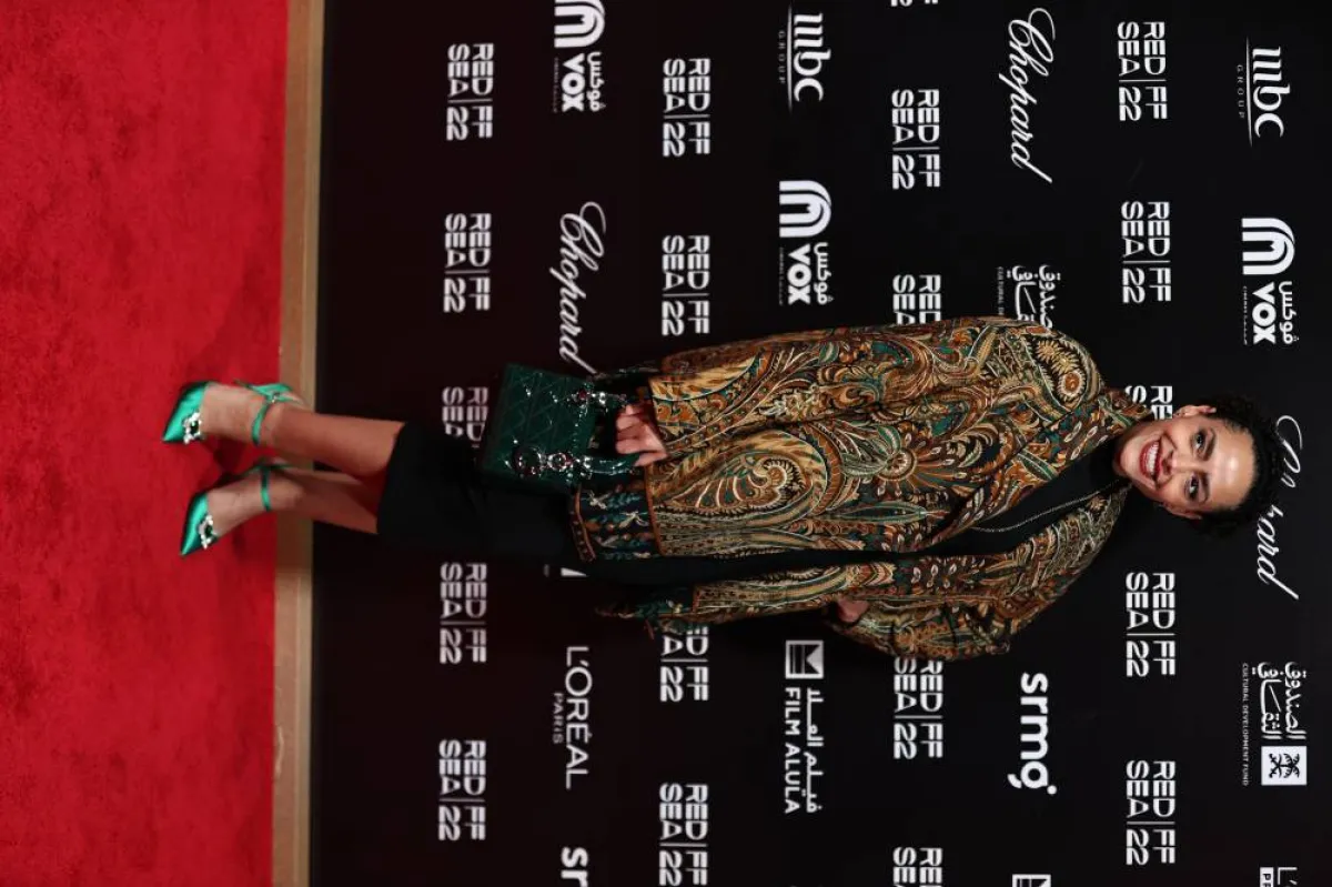 تظهر الصورة شخصية أضوى فهد