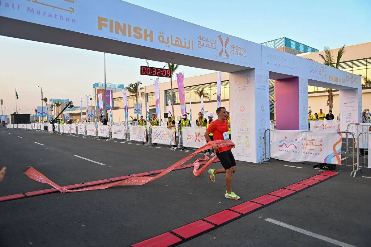 نقطة الوصل في نصف ماراثون جدة 