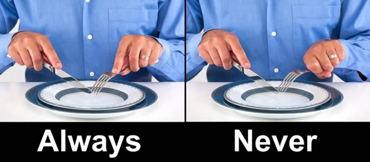 كيفية الإمساك بالشوكة والسكين؟