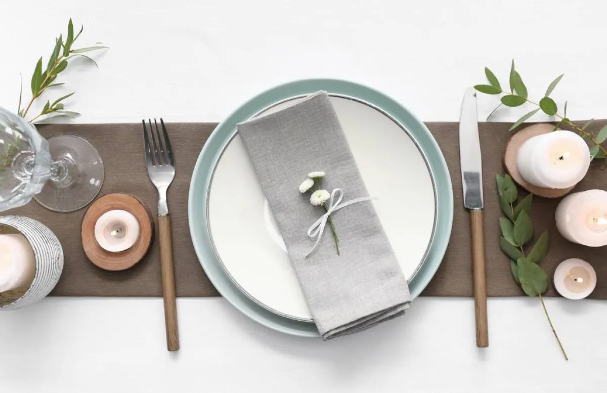 من الهام  الانتباه إلى طريقة تقديم الأكل، على المائدة