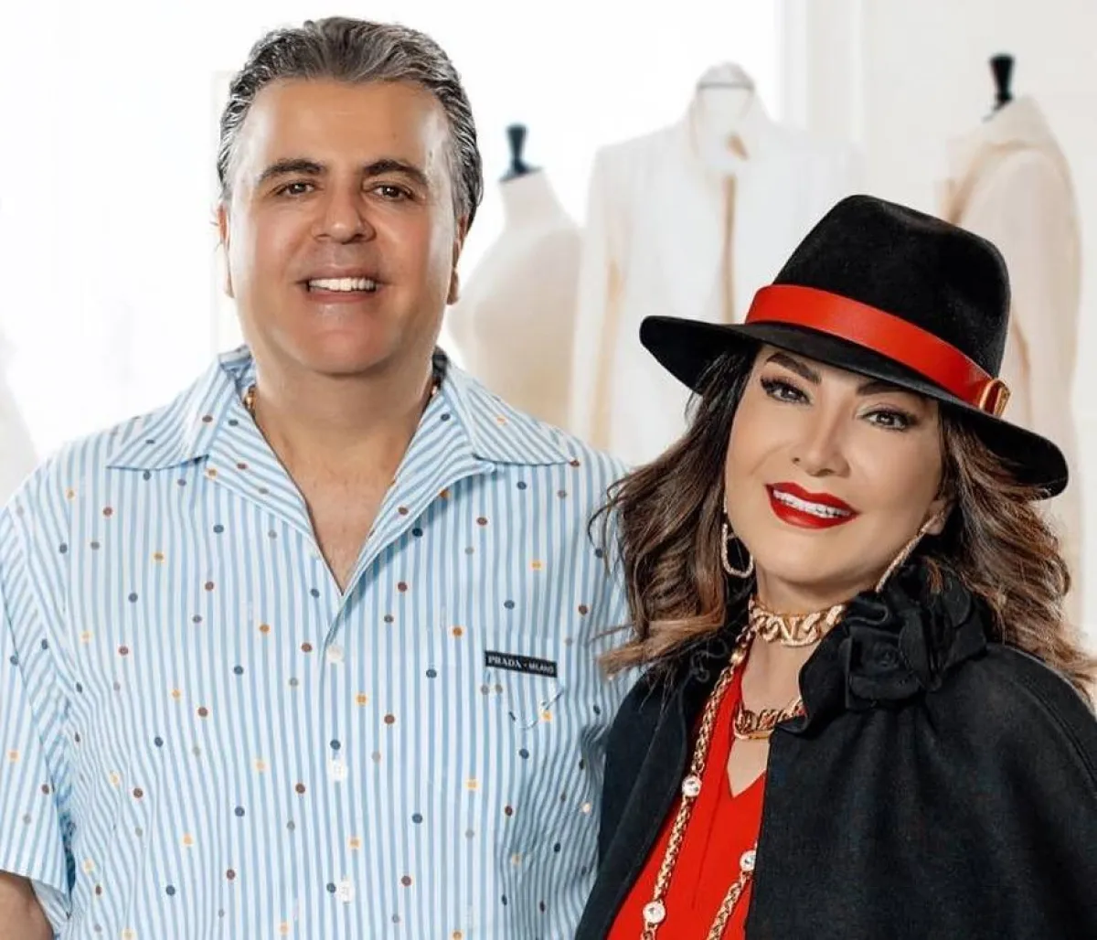 جمال سنان برفقة هدى حسين من كواليس مسلسل "عودة خالتي " - صورة من صفحته على انستغرام