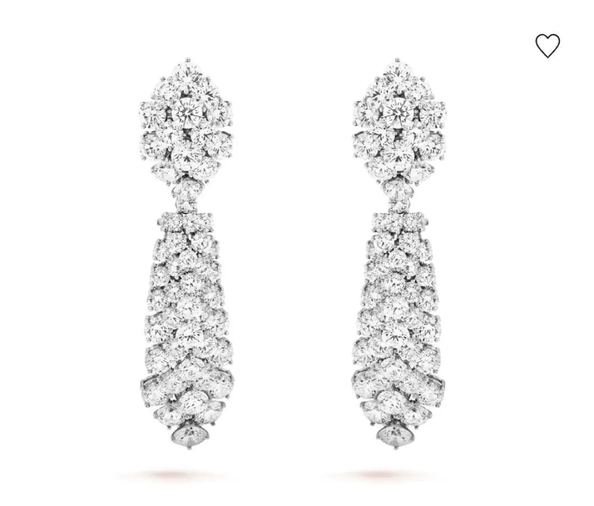 أقراط À Cheval transformable  من فان كليف آند أربلز Van cleef&Arpels 