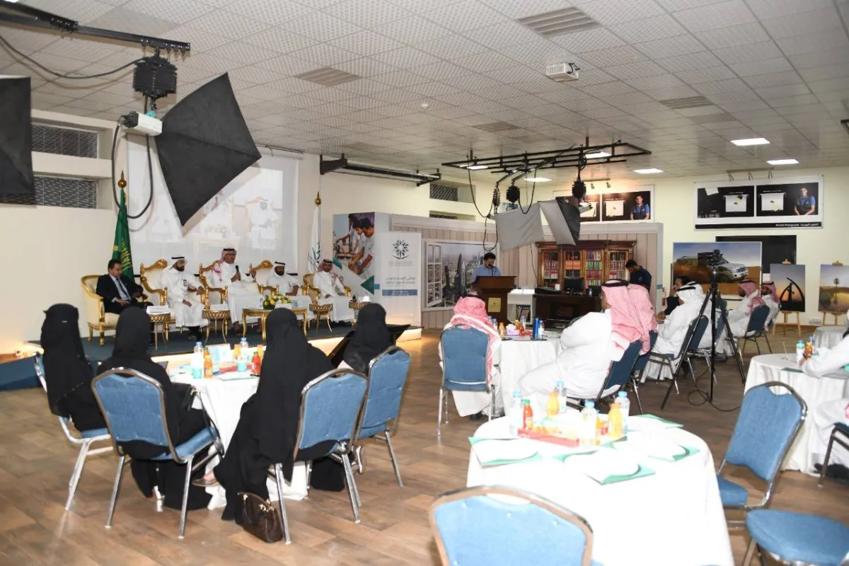 ملتقى اصحاب الأعمال ومدراء الموارد البشرية