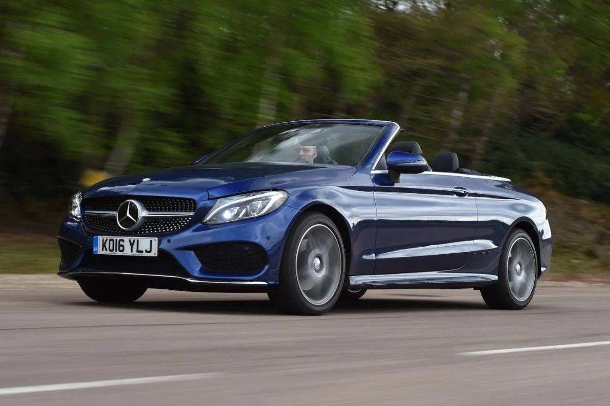 إيجابيات وسلبيات السيارة المكشوفة