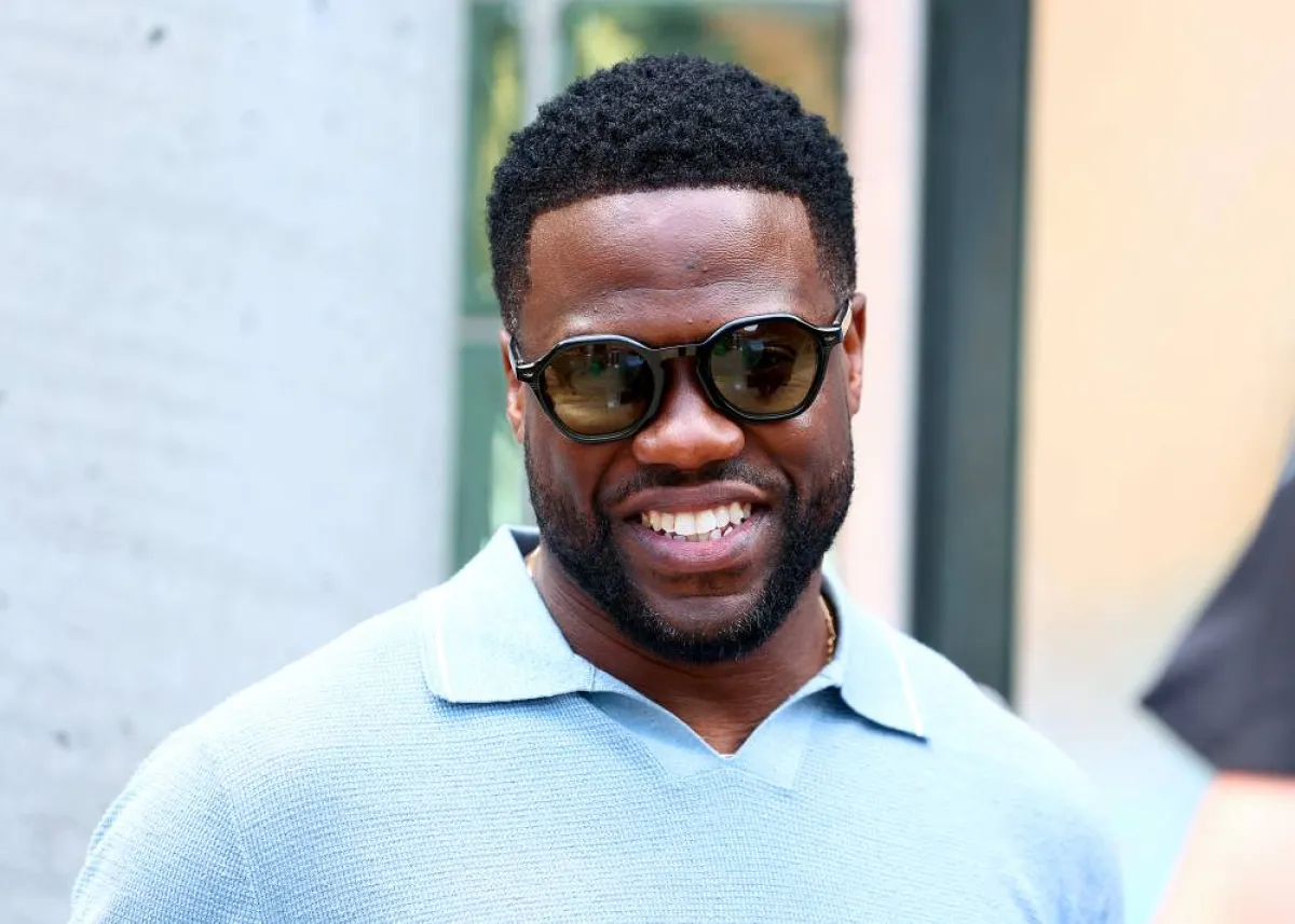 NEW YORK, NEW YORK - JULY 26: Kevin Hart speaks as The Children's Place partners with Kevin Hart to support communities for the 2022 back-to-school season on July 26, 2022 in New York City. Arturo Holmes/Getty Images for The Children's Place, Inc./AFP Arturo Holmes / GETTY IMAGES NORTH AMERICA / Getty Images via AFP