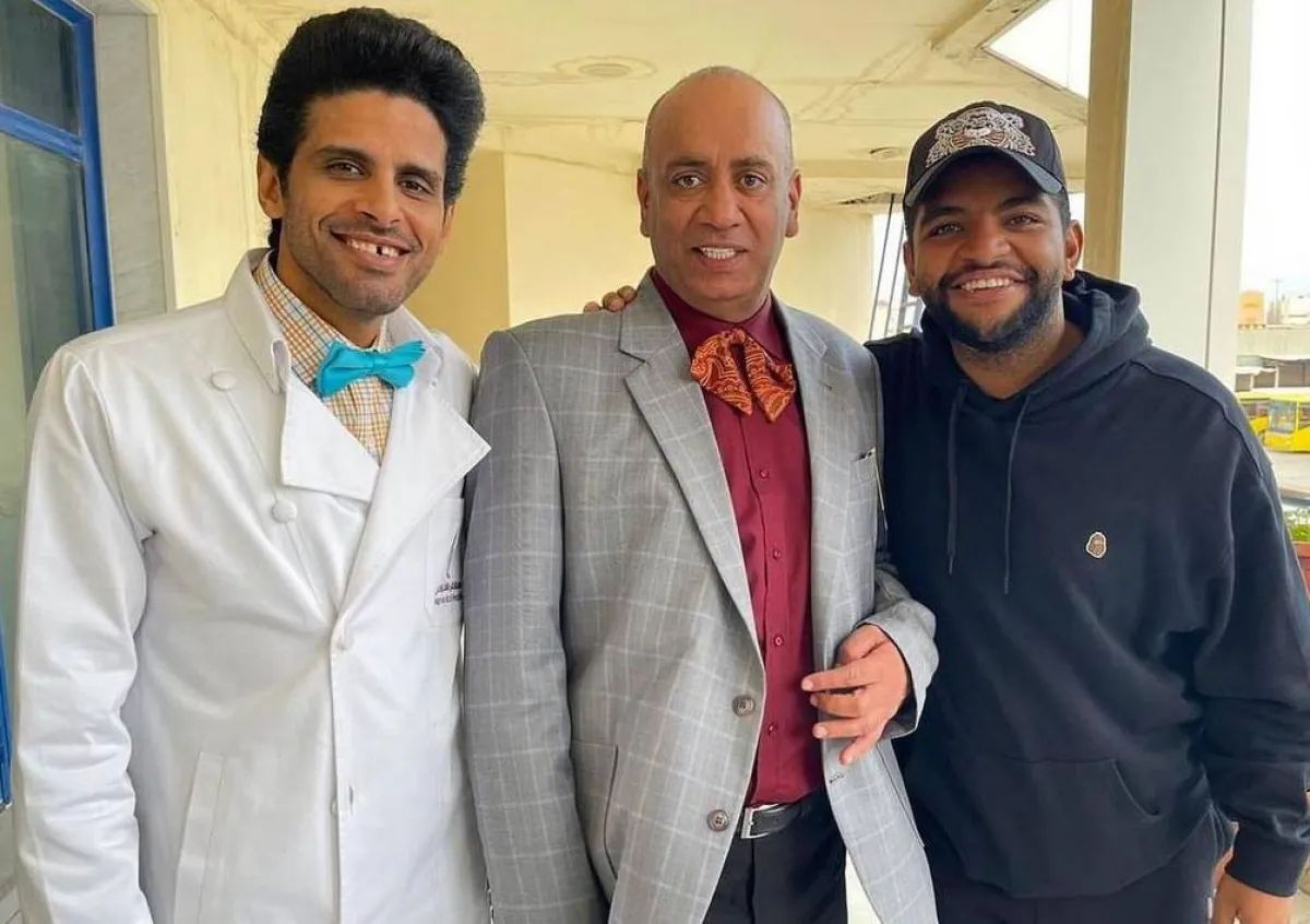 خالد المظفر برفقة أحمد العونان وحمدي الميرغني من كواليس مسلسل سقط سهوا- صورة من صفحته على انستغرام 