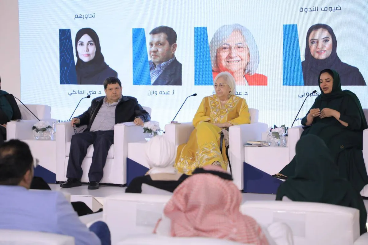 متخصصون يؤكدون ندرة المؤلفات الموجهة لليافعين