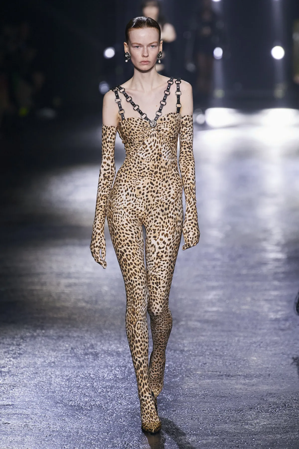 موديلات جمبسوت من عروض شتاء 2023