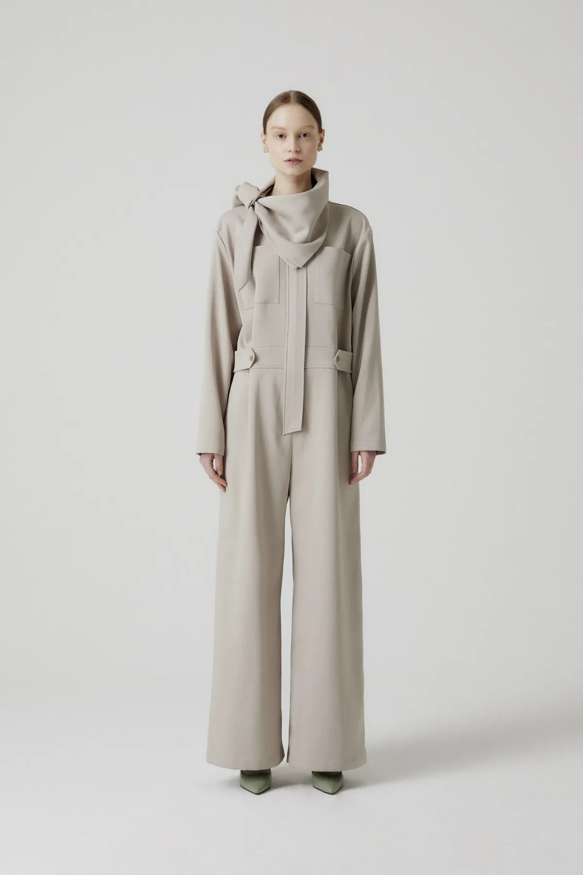 موديلات جمبسوت من عروض شتاء 2023