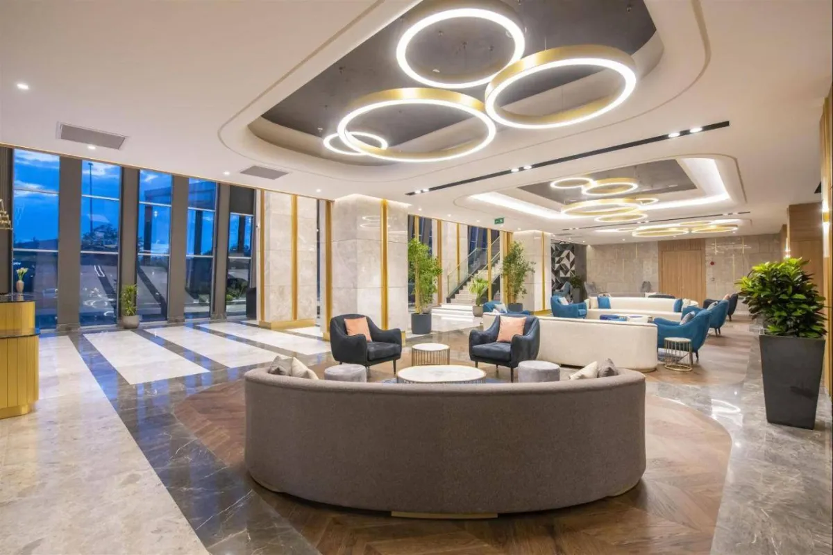 اللوبي في فندق كراون بلازا أنقرة