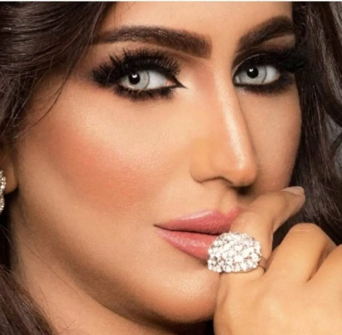 وفاء مكي-الصورة خاصة من الفنانة 