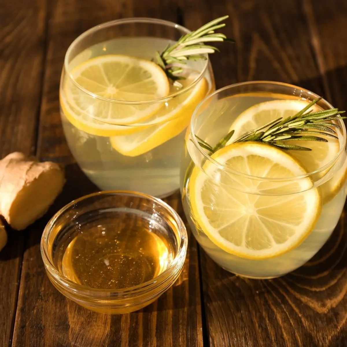 صورة لشرئح الليمون مع الزنجبيل