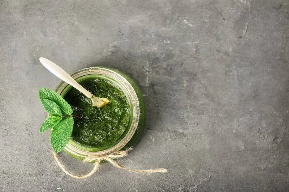 العناية بالبشرة