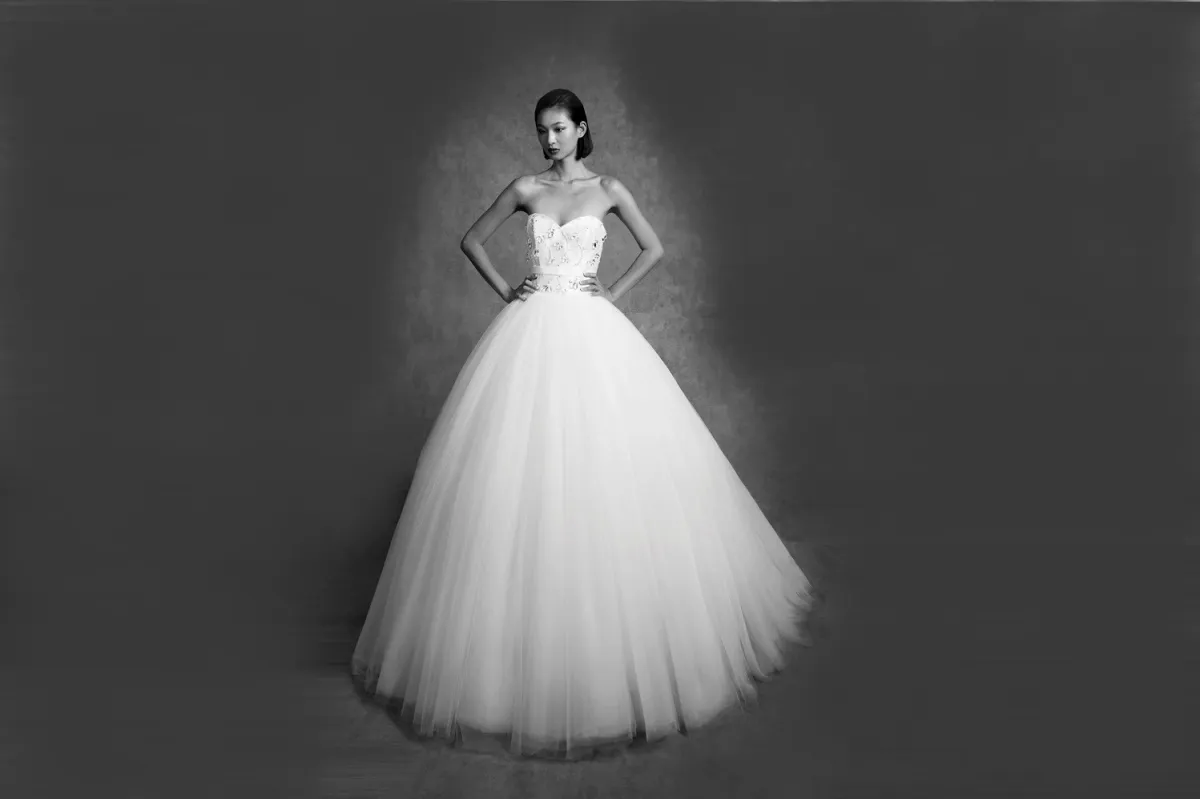 فساتين زفاف من وحي راقصات الباليه من فيكتور و رولف Viktor e Rolf