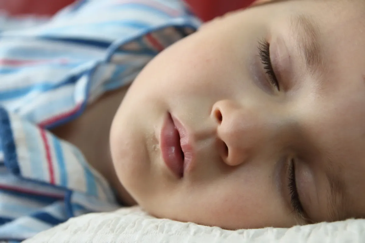 صورة لطفل نائم
