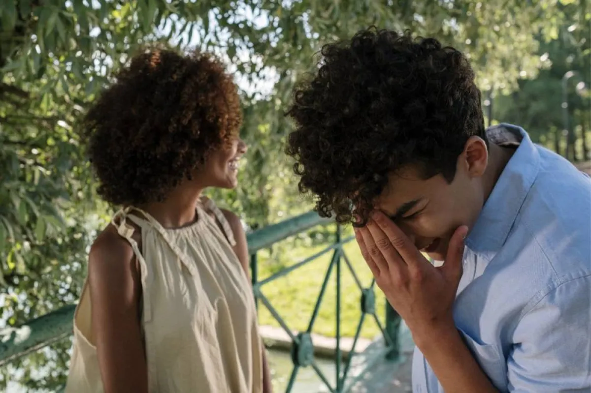 الخطيب الخجول