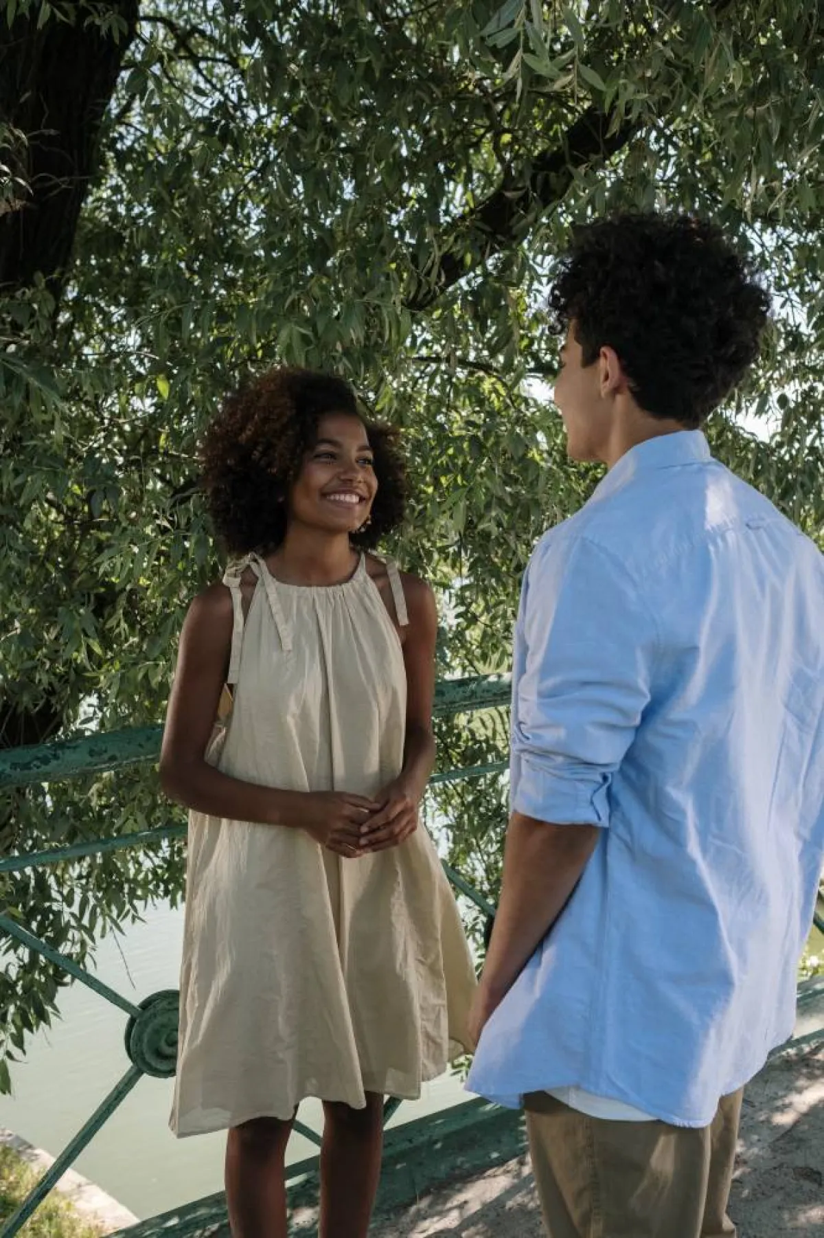 الخطيب الخجول