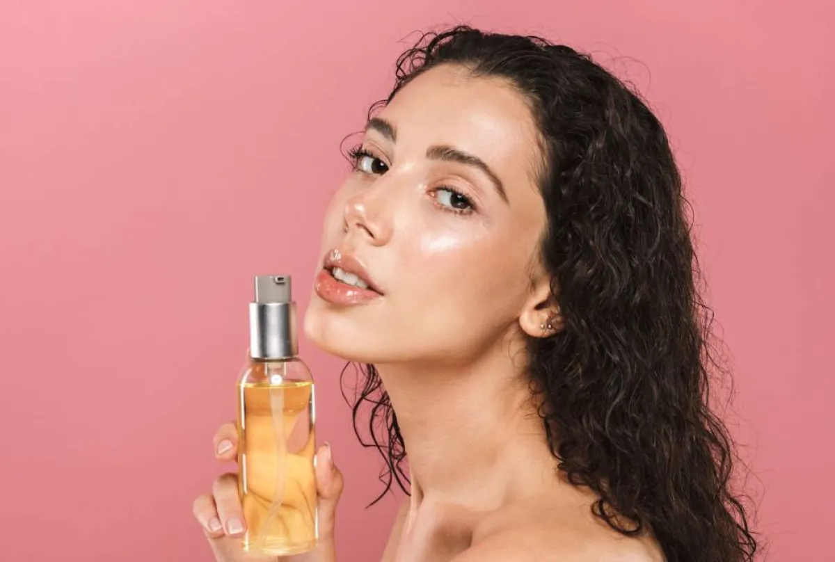  سيروم حمض الهيالورونيك