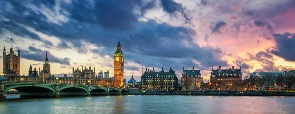 لساعة بيج بن في لندن أجواء خاصة