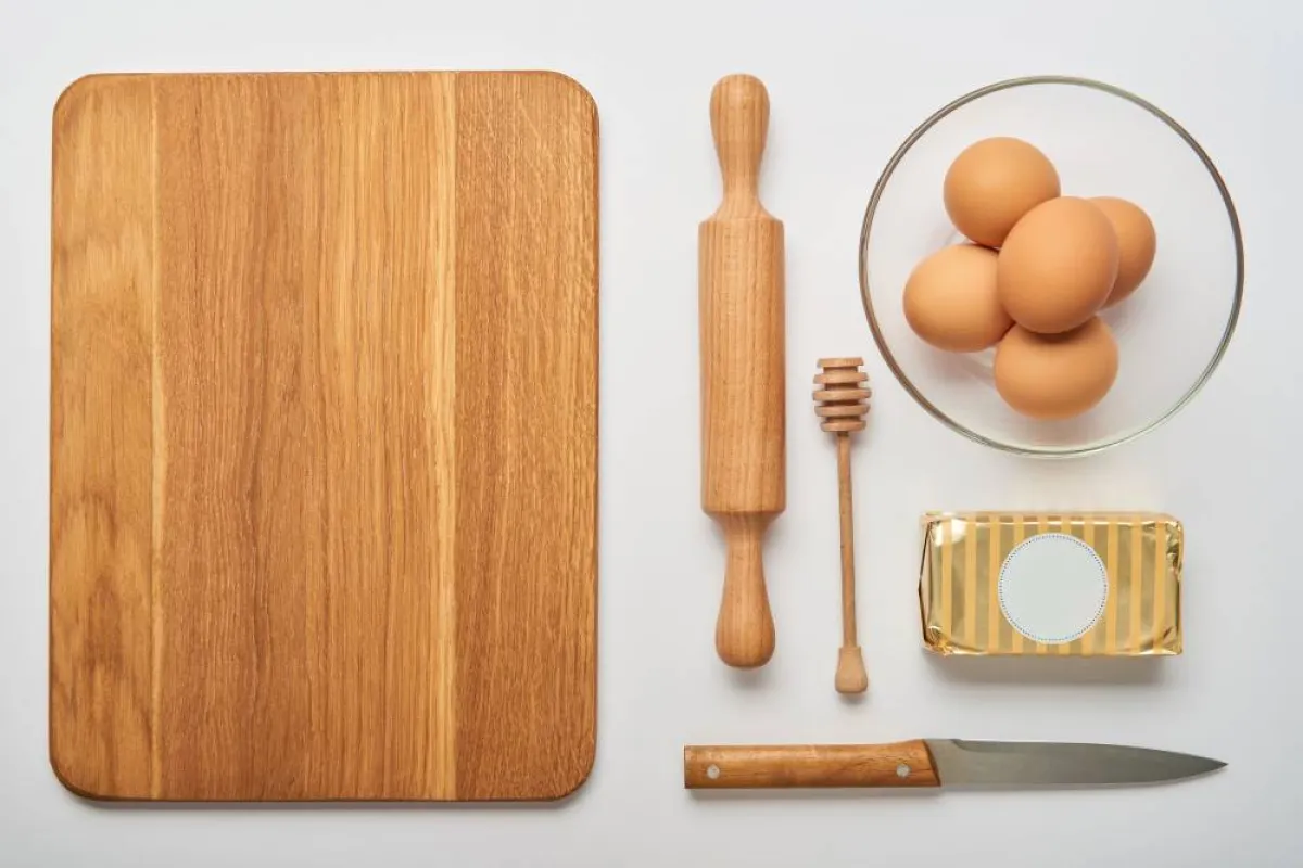 خطوات خاصة لتنظيف لوح التقطيع الخشب