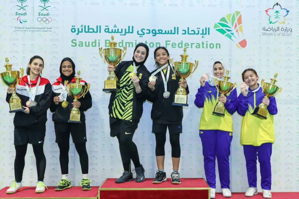 الريشة الطائرة