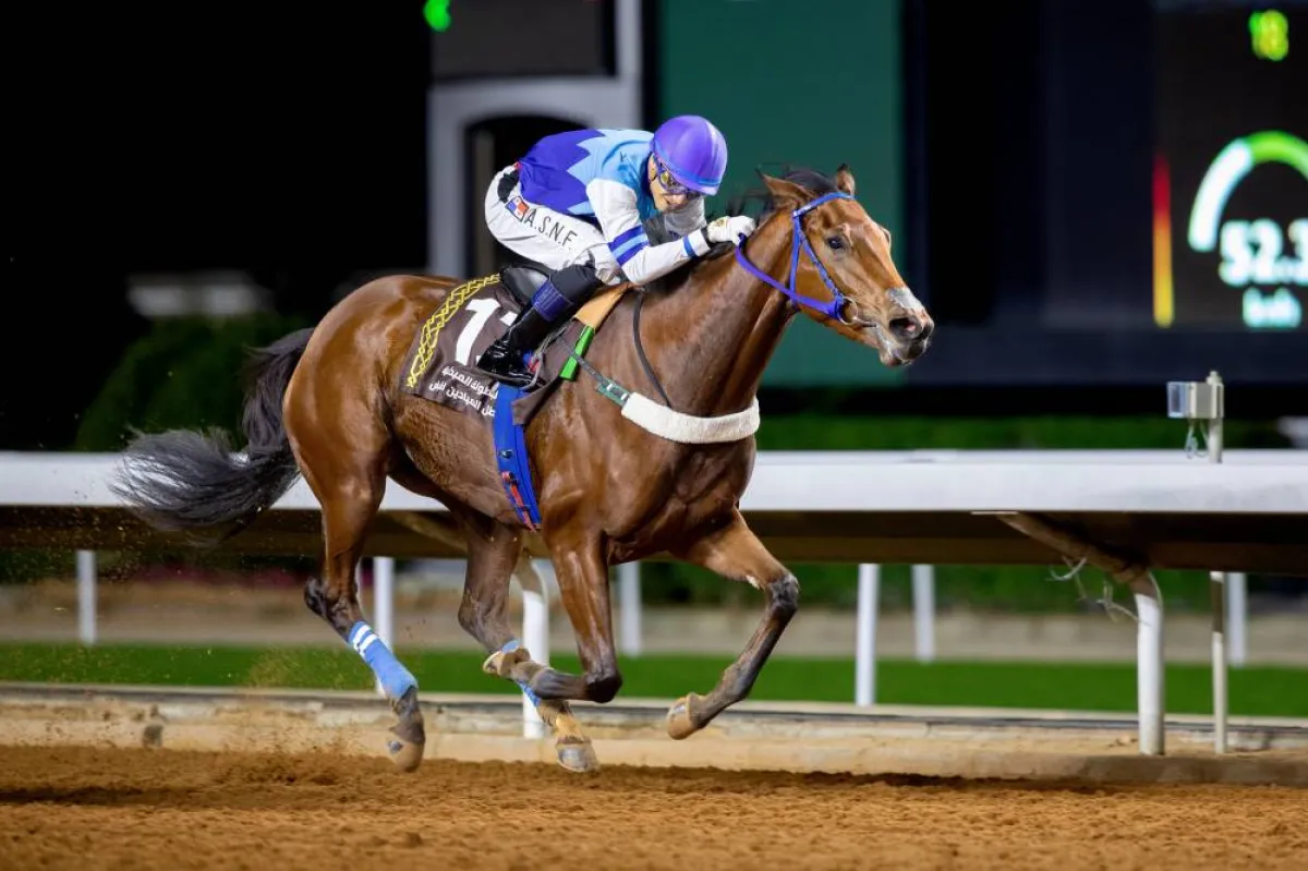 الفرس سنه برفقة خيالها لويس موراليس