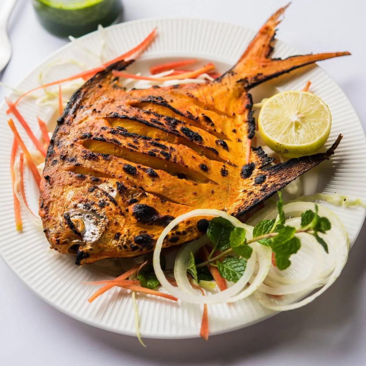 صورة لطبق يحوي سمك