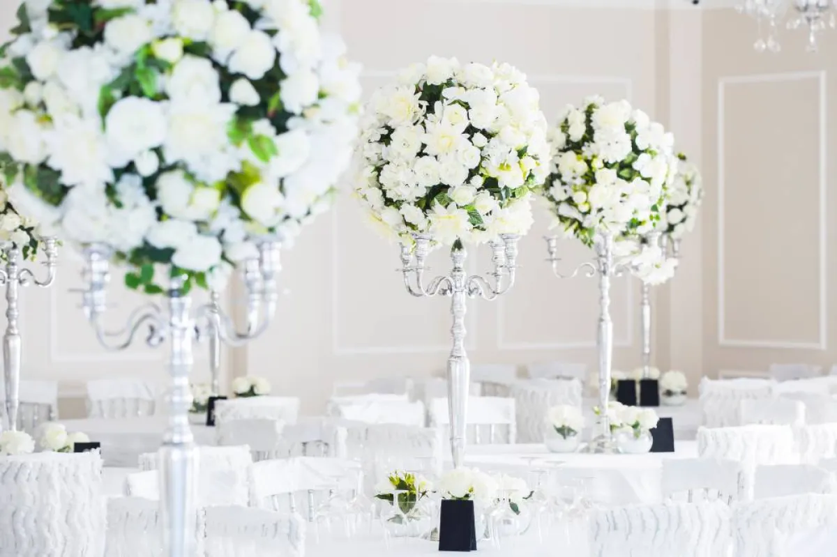 من الضروري اختيار الورود المناسبة لحفل الزفاف