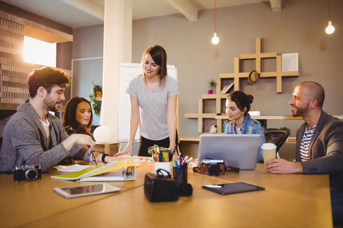 قيادة الفريق