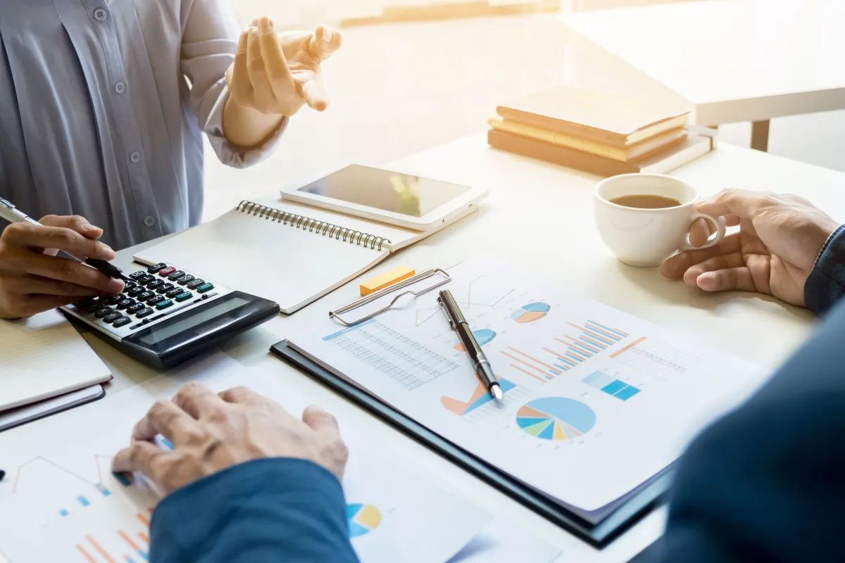 البرامج عبارة عن تسلسل مخطط ومجموعة من الأنشطة