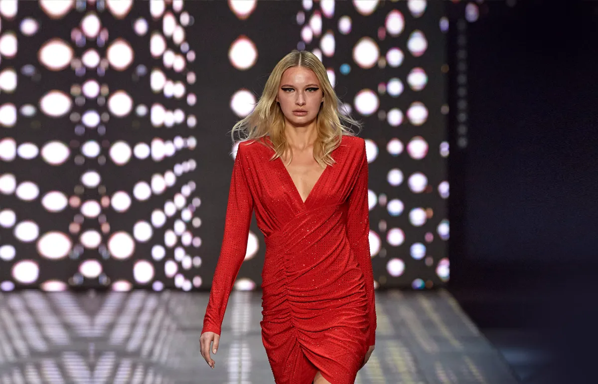 فستان سهرة لوصيفة العروس من ألبيرتو أودينينو Alberto Audenino