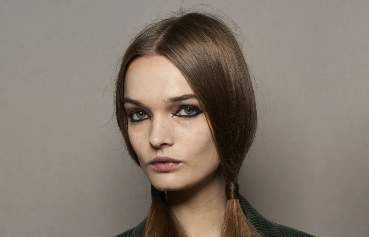 موضة أيلاينر ذيل السمكة من عروض ديور Dior