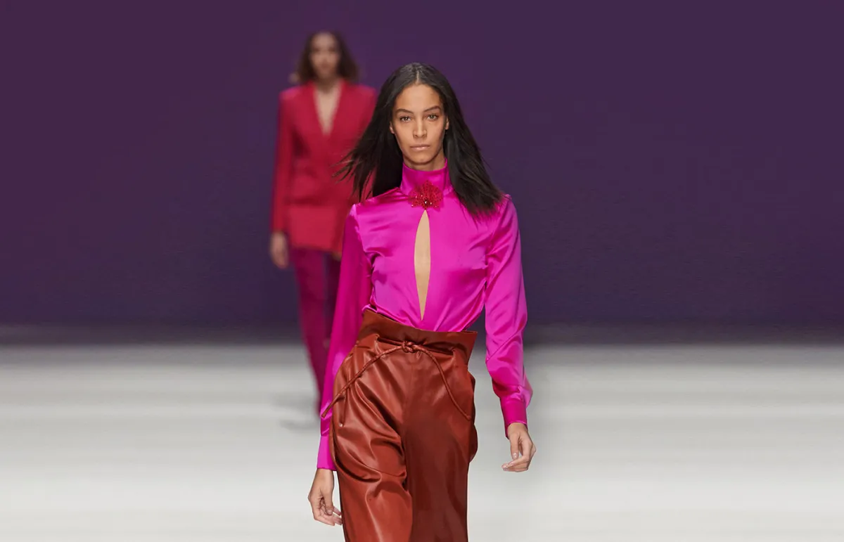 طرق تنسيق البنطلون الجلد من جيني Genny