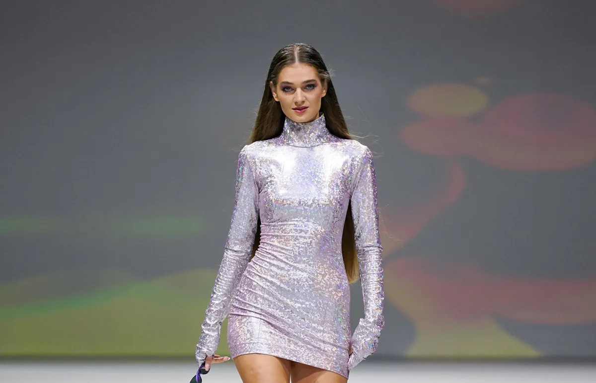 موديلات فساتين قصيرة من مجموعات خريف وشتاء 2022-2023 من مداين Madaen