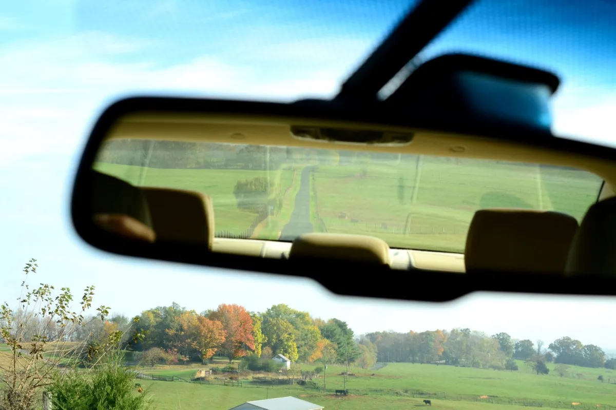 مرآة الرؤيا الخلفية 